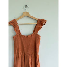 Load image into Gallery viewer, Madewell Lightspun Lucie Flutter Sleeve Smocked Wide Leg Jumpsuit Brown 4
