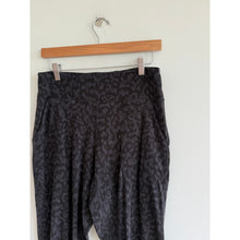Load image into Gallery viewer, Lululemon Align 28" Camouflage Pattern High Rise Jogger Black 10
