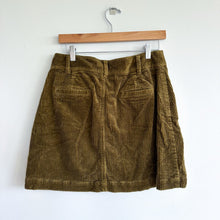 Load image into Gallery viewer, Madewell Corduroy A-Line Mini Skirt Asparagus 6
