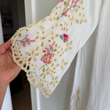 Load image into Gallery viewer, Johnny Was Floral Embroidered Eyelet Sheer Side Slits Tunic Top White M
