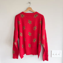 Load image into Gallery viewer, Beach Riot Callie Gingerbread Crew Neck Long Sleeve Pullover Sweater Red M
