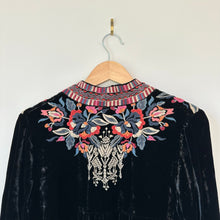 Load image into Gallery viewer, Johnny Was Claude Velvet Tier Duster Cardigan S NWT
