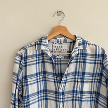 Load image into Gallery viewer, Frank &amp; Eileen Eileen Plaid Pattern Long Sleeve Button Up Shirt Blue XXS
