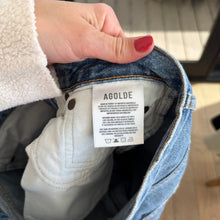 Load image into Gallery viewer, AGOLDE 90's Mid Rise Loose Fit Distressed Straight Leg Jeans Blue Wash 25
