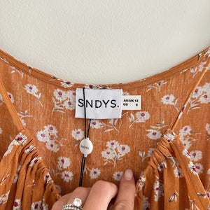 SNDYS. Honolulu Sleeveless Floral Print Midi Dress in Amber Daisy L