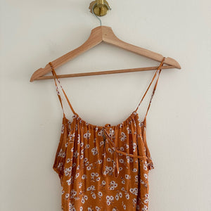 SNDYS. Honolulu Sleeveless Floral Print Midi Dress in Amber Daisy L