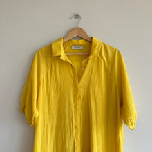 Load image into Gallery viewer, Lola &amp; Sophie Button Front Tiered Short Sleeve Shirt Dress Yellow L
