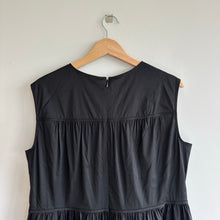 Load image into Gallery viewer, Chico&#39;s Black Label Tiered Sleeveless Dress Black L NWT
