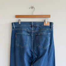 Load image into Gallery viewer, Paige Anessa 31" Denim High Rise Wide Leg Jeans Blue 30
