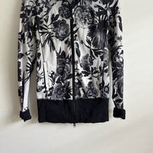 Load image into Gallery viewer, Lululemon Nice Asana Yoga Zip Up Mock Neck Activewear Jacket Black White 4
