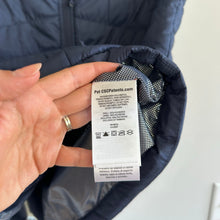 Load image into Gallery viewer, Columbia Quilted Insulated Zip Up Vest Navy S
