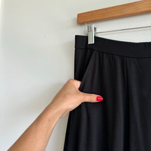 Load image into Gallery viewer, Eileen Fisher Stretch Jersey Pull On Wide Leg Cropped Pants Black S
