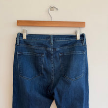 Load image into Gallery viewer, Frame Le Skinny de Jeanne Distressed Mid Rise Jeans Dark Wash Blue 28
