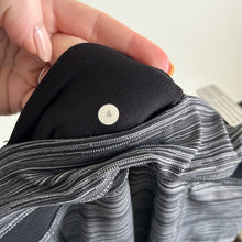 Load image into Gallery viewer, Lululemon Inspire Tight II Mesh Cyber Black Deep Coal 4 $98
