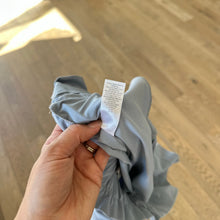 Load image into Gallery viewer, Athleta Skyline Pant II High Rise Straight Leg Paperbag Pants Blue 6
