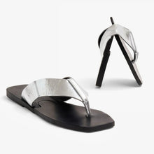 Load image into Gallery viewer, Kindred Label Hannah Thong Strap Foldable Sandals Silver 40/10
