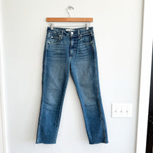 Load image into Gallery viewer, AMO High Rise Straight Leg Raw Hemline Ankle Jeans Blue 27
