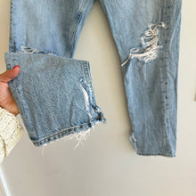 Load image into Gallery viewer, AGOLDE Jamie High Rise Classic Jeans Blue Light Wash 27
