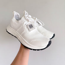 Load image into Gallery viewer, Dior Run'n'Dior Low Top Mesh Lace Up Running Sneakers White 40

