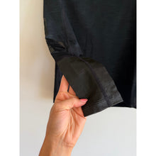 Load image into Gallery viewer, Warroad Youth Tilo Pro Stock Neck Wrist Base Layer Top Black S NWT
