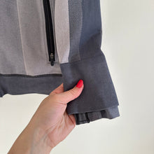 Load image into Gallery viewer, Lululemon Ebb To Train Abstract Zip Up Hooded Jacket Gray/Cream 6
