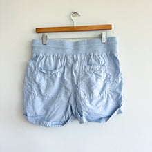 Load image into Gallery viewer, Lou &amp; Grey Tie-Waist Shorts Baby Blue M
