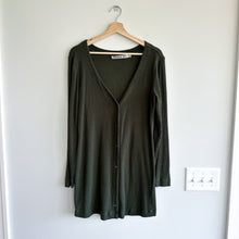 Load image into Gallery viewer, Michael Stars Ribbed Knit Button Front V-Neck Long Sleeve Cardigan Green S
