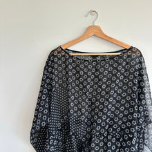 Load image into Gallery viewer, Ted Baker Mamboh Square Cover Up Black L
