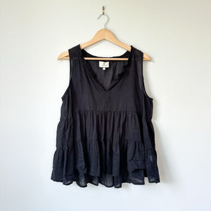 Tuckernuck Salty Paloma Cotton Split Neck Sleeveless Tiered Peplum Top Black L