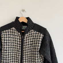 Load image into Gallery viewer, Vintage Laundromat 100% Wool Houndstooth Full Zip Sweater Jacket Black Grey M
