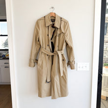 Load image into Gallery viewer, Pendleton Lined Button Front Belted Collared Trench Coat Tan 10
