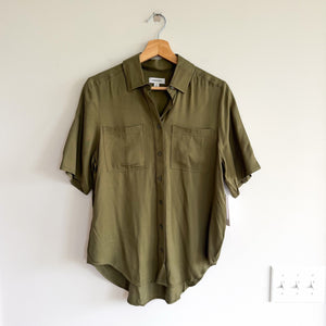Nordstrom Short Sleeve Button Up Shirt Olive Burnt XS NWT