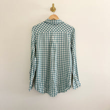 Load image into Gallery viewer, NWT Vineyard Vines Relaxed Gingham Chilmark Button Up Shirt Green/White 4
