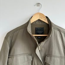 Load image into Gallery viewer, Sanctuary Otis Zip Up Drawcord Waist Outdoor Utility Jacket Green S
