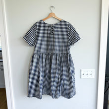 Load image into Gallery viewer, TRADLANDS Gingham Short Sleeve Dress Navy White L
