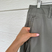 Load image into Gallery viewer, Abercrombie &amp; Fitch Barrel Leg Chino Pants Olive Green 30 NWT
