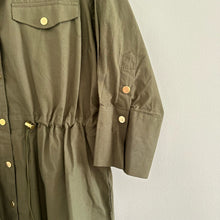 Load image into Gallery viewer, Gretchen Scott Snappy 3/4 Sleeve Collared Shirt Dress Olive Green L
