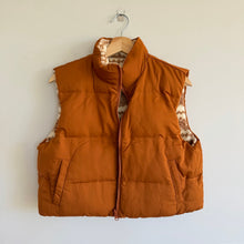 Load image into Gallery viewer, Thread &amp; Supply Issey Reversible Crop Fair Isle Pattern Vest Brown Cream S
