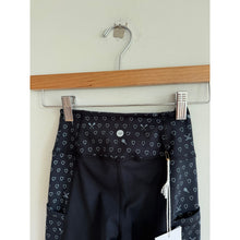 Load image into Gallery viewer, Roller Rabbit Sporty Hearts Vega High Rise Activewear Leggings Black XS NWT
