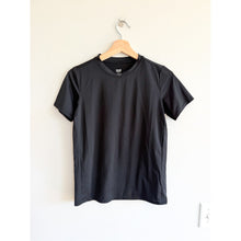 Load image into Gallery viewer, Warroad Youth Prospect Tech Short Sleeve Activewear T-Shirt Black M 10-12 NWT
