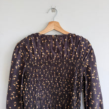 Load image into Gallery viewer, Rails Tabi Romantic Floral Cotton Long Sleeve Smocked Blouse L
