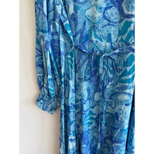 Load image into Gallery viewer, Rixo Maddison Geometric Print Button Front Long Sleeve Maxi Dress Blue M
