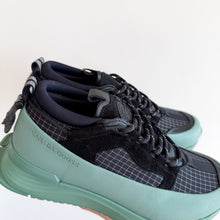 Load image into Gallery viewer, Canada Goose Glacier Trail High Dyneema Sneakers Black Washed Green 8.5 NEW
