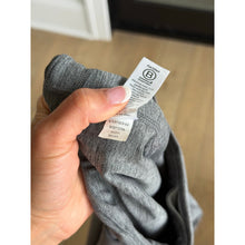 Load image into Gallery viewer, Athleta Ultimate Stash 9" High Rise Pull On Activewear Shorts Gray M
