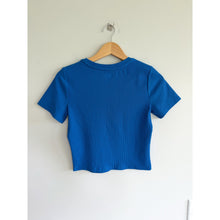 Load image into Gallery viewer, Lilly Pulitzer Minnie Knit Short Sleeve Crew Neck Cropped Top Barton Blue S NWT

