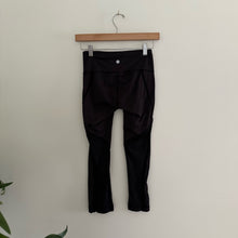 Load image into Gallery viewer, Lululemon Conduit Striped Cropped Leggings Stretch Black 4
