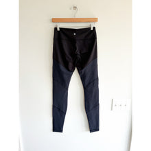 Load image into Gallery viewer, Lululemon Wunder Under Pant Special Edition Geometric Black/TSIB 6 NWT
