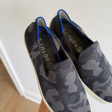 Load image into Gallery viewer, Rothy's The Original Slip On Round Toe Camouflage Knit Sneakers Gray 6.5
