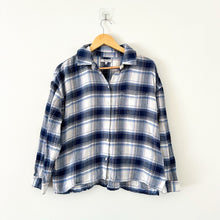 Load image into Gallery viewer, Madewell Flannel Long-Sleeve Boxy Plaid Button Up Shirt Blue S
