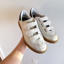 Load image into Gallery viewer, P448 Capri Cream Monza Velcro Suede Leather Sneakers Cream 39
